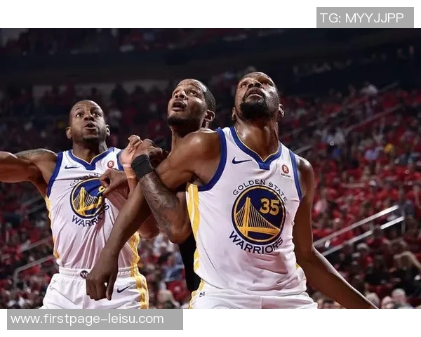 勇士与火箭激战正酣22号直播精彩瞬间全程回顾