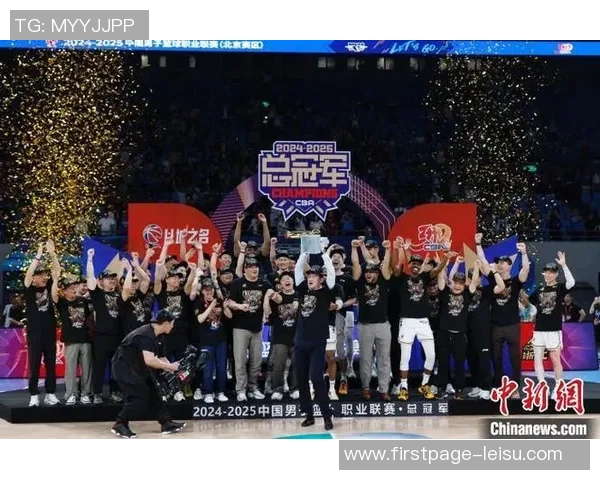 季后赛激战浙江广厦对决山东高速争夺晋级名额的精彩瞬间回顾